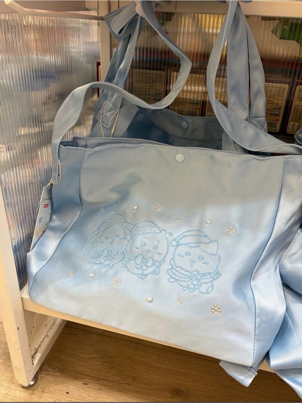Miniso Chiikawa tote bag